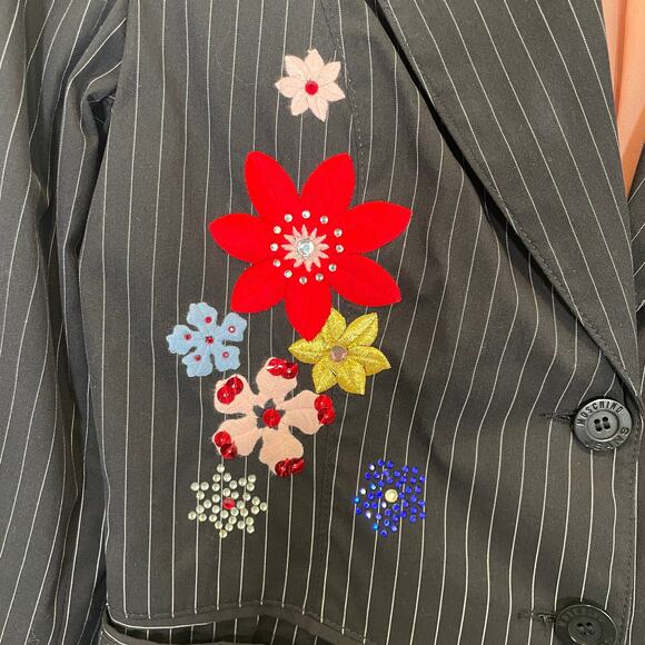Moschino Vintage Y2K Blazer Jacket Pinstripe Floral Embroidered Runs Small‎ 10 - Picture 2 of 6